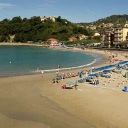 La spiaggia della Venere Azzurra 2